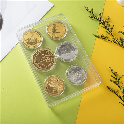 Tempat Sampah Plastik Penyimpanan PET Untuk Koleksi Lencana